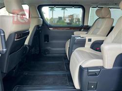 تويوتا جرانفيا